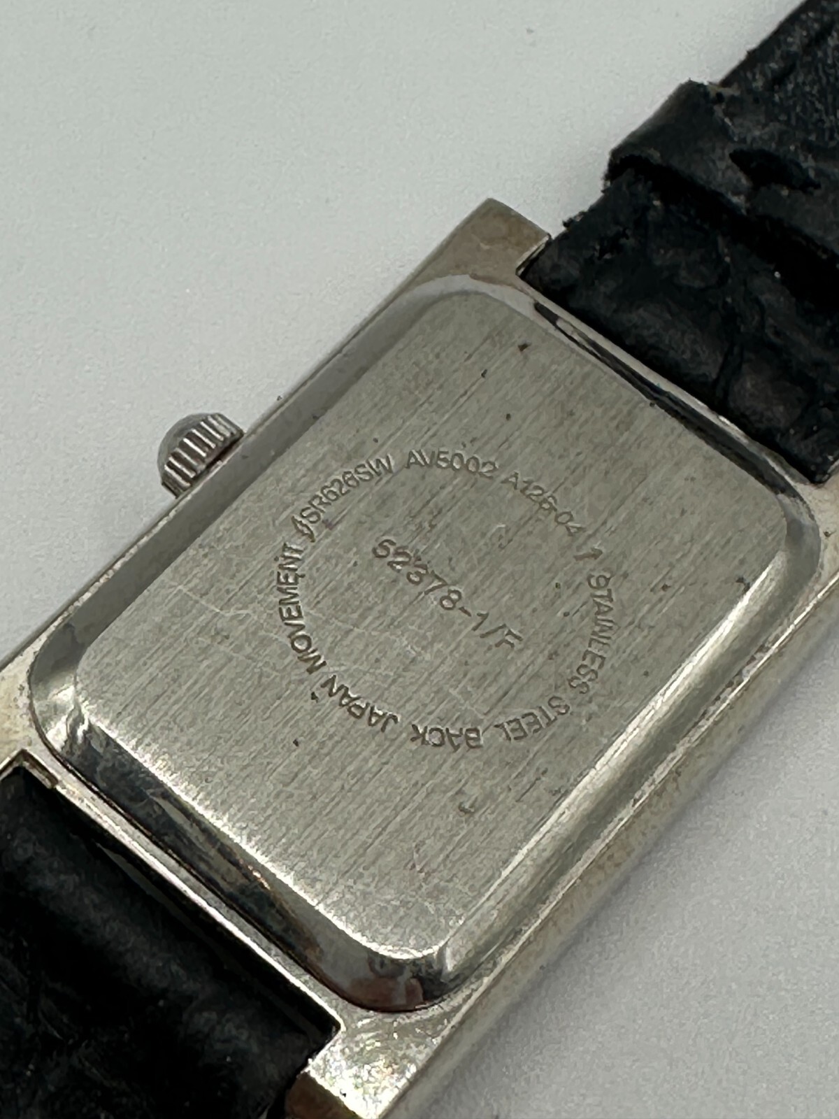 WOMENS FASHION WATCH WITH PINK DIAL