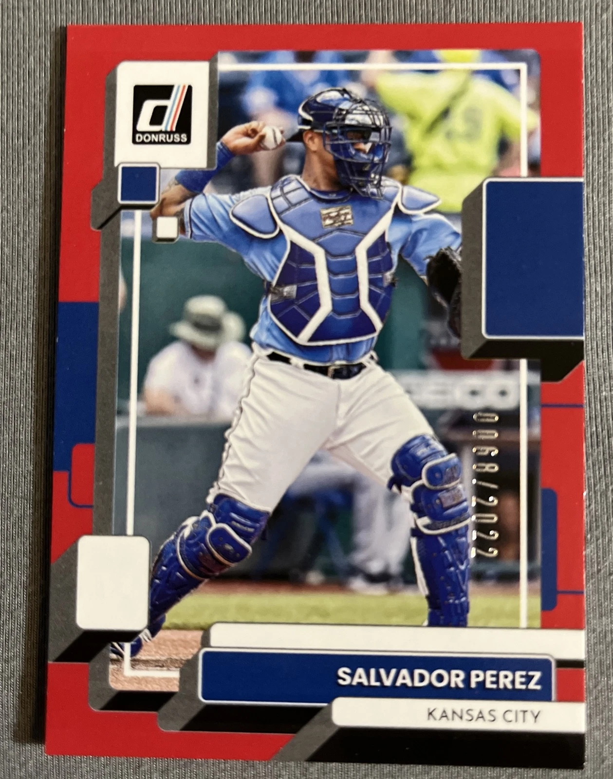 Salvador Perez trading card