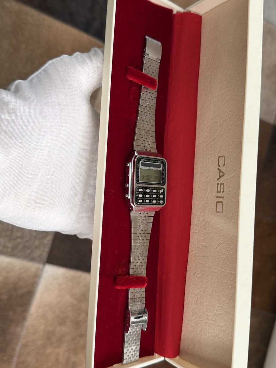 Rare Vintage Casio CL-301 Men's Solar Digital Calculator Watch JDM