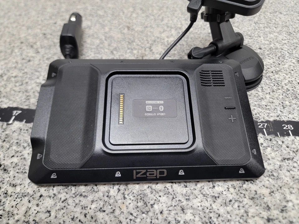 Garmin dezl OTR820 8" Truck GPS Navigation System - Image 2 of 4