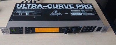 Behringer Ultracurve Pro DEQ2496 Equalizer und Mastering Prozessor 