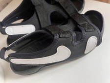 Nike kids shoes sandals, Black, Boys/Girls, UK Size 5.5/EUR 38.5