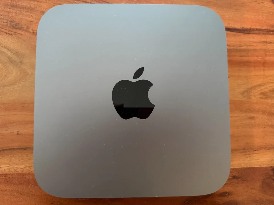 Apple Mac Mini 3.6GHz Quad-Core i3 - Image 3 of 4