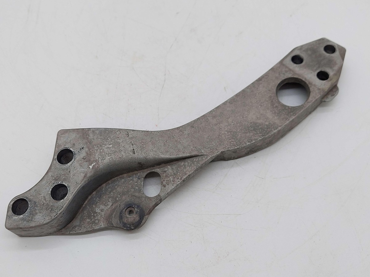 2019 Mercedes E63S AMG W213 Radiator Support Bracket A2136222600  