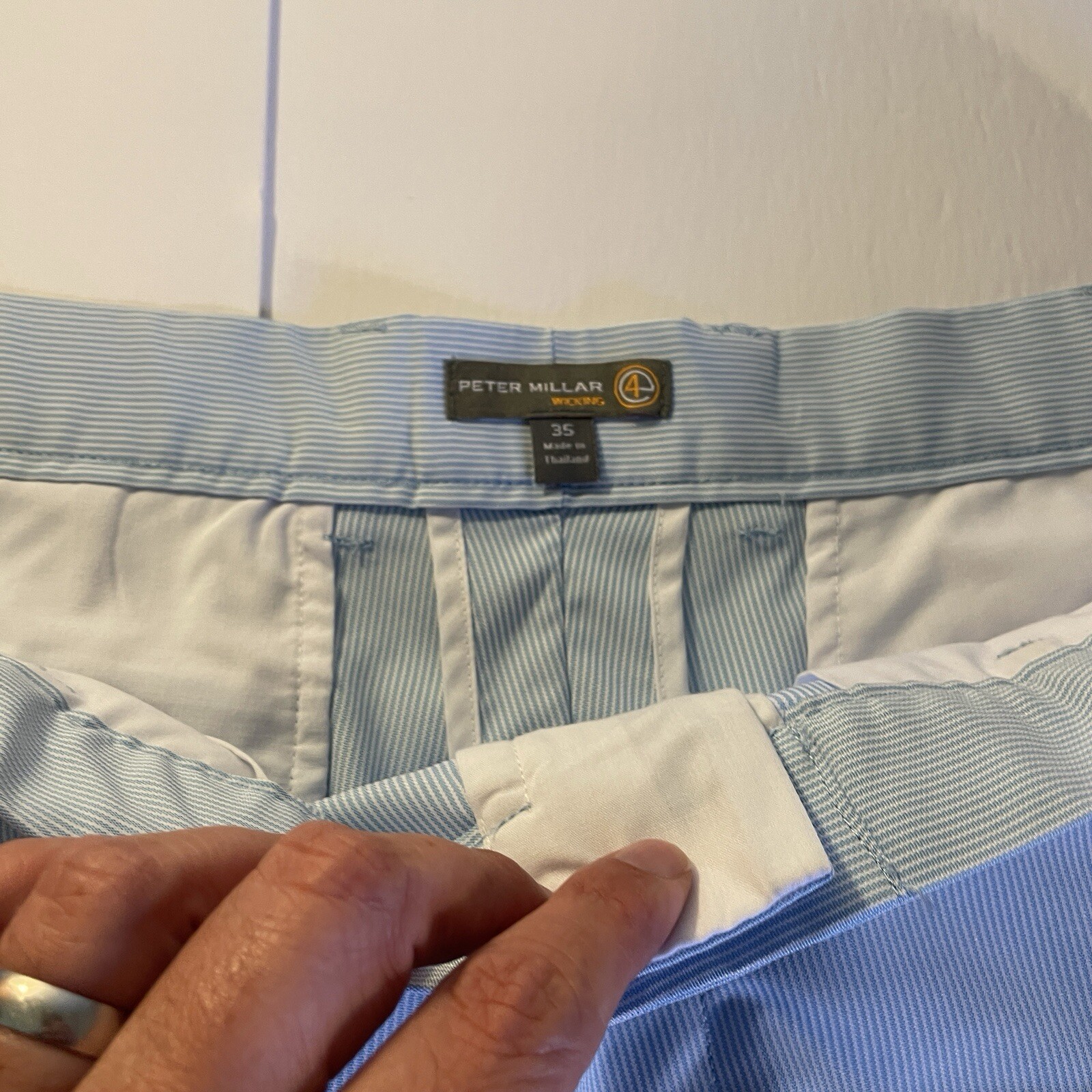 Peter Millar E4 Wicking Performance Golf Shorts M… - image 4