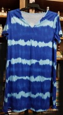 Women's Blue on Blue Abstract V-neck Wrinkle Resistant Dress Size 3X--Preowned