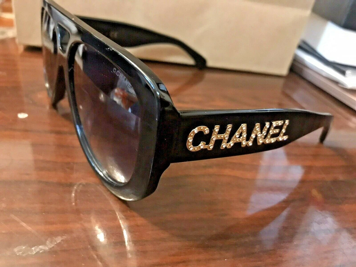 Chanel Black sunglasses With Crystals