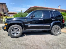 vendo fantastica jeep cherokee