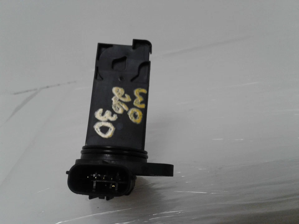 Medidor de flujo de aire de inyección de combustible usado se adapta a: Mitsubishi Outlander 2018 grado deportivo Foto 3 de 4