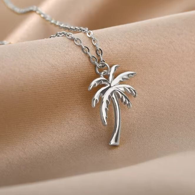 Collier pendentif palmier argenté ajustable et résistant pour l'été