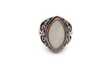 Vintage Sterling Silver 925 Mother Of Pearl Ring Size 6 A5