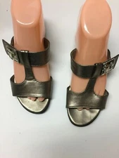 SBICCA Ladies 2 In Heel Open Toe Size 6  Metallic Cute Buckle Across Foot A234ss