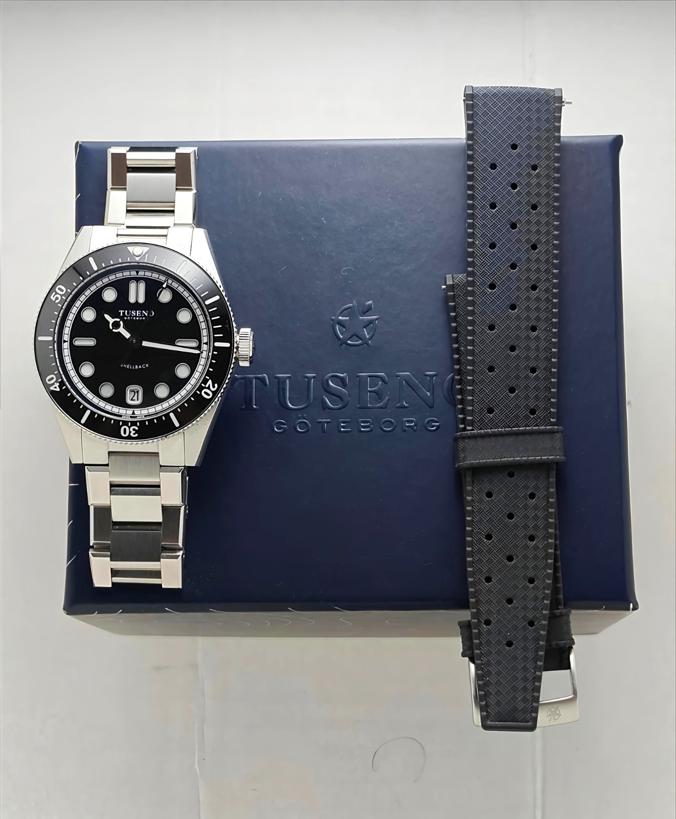 Tuseno Shellback Black Automatic Dive Watch - image 5