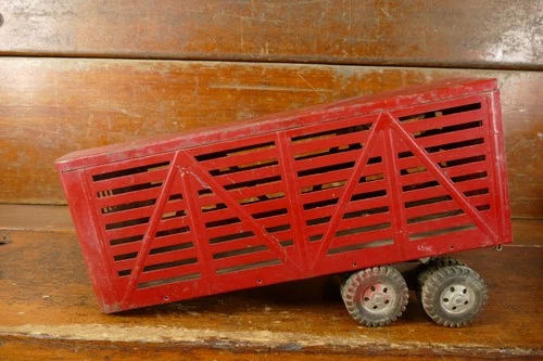 Vintage 1950s Tonka Livestock Semi Truck Cattle Trailer Red Pressed Steel Toy