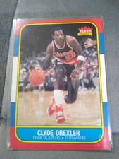 Clyde drexler #26 1986 fleer rookie basketball card. rookie card picture