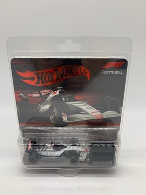 Hot Wheels Collectors Formula 1 F1 Mattel Creations JGN95-9893 - NEW