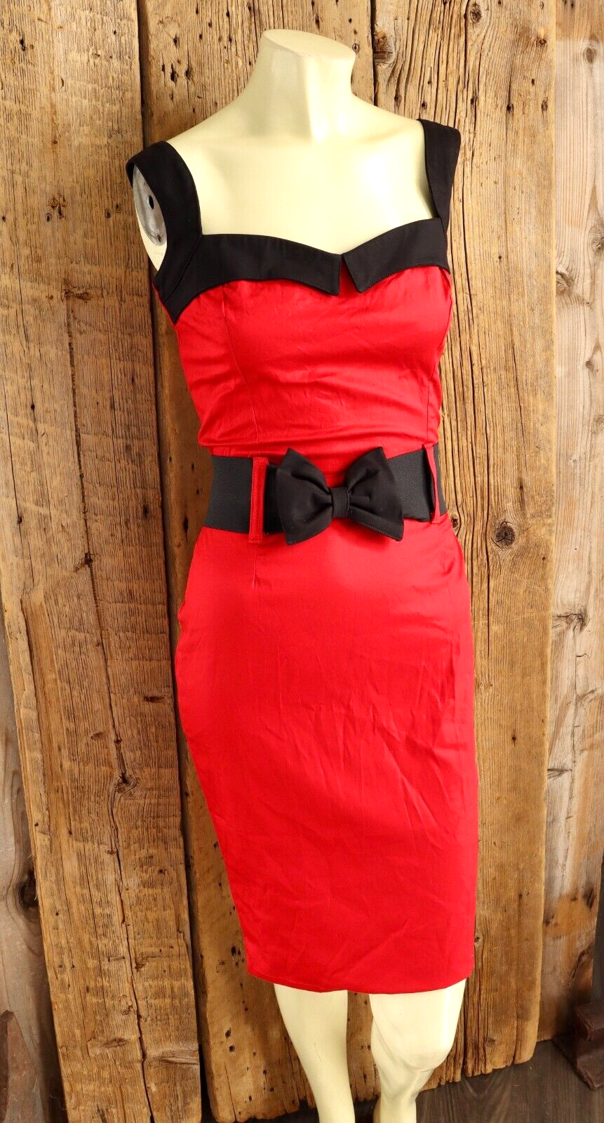 Switchblade Stiletto Red Retro Pinup Style Dress Size Medium
