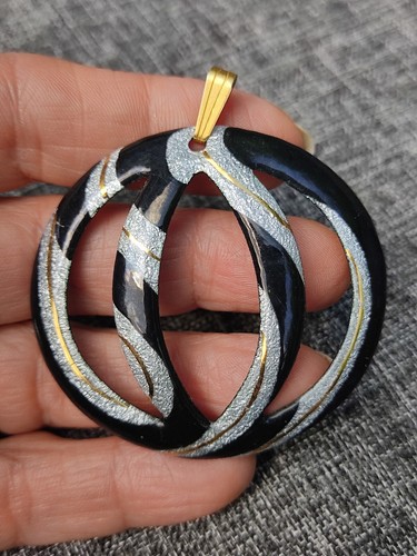 Pendentif Rond émail D'art – Chris Limoges – Noir Et Gris – Médaille Vintage En Cuivre