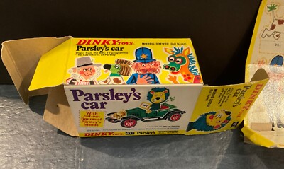 Dinky toys #477 Parsley's car Morris Oxford mint car minor wear on