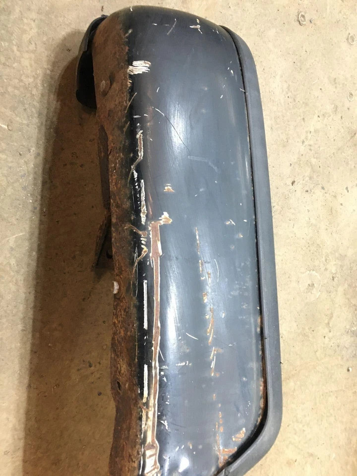 (NO SHIPPING) Rear Bumper Assembly CHEVY EXPRESS 3500 96 97 - Изображение 2 из 4