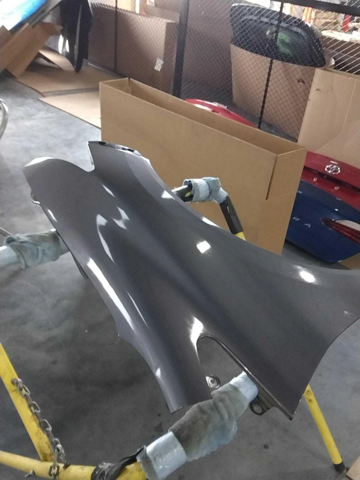 Guardabarros delantero derecho usado se adapta a: Honda Civic 2014 delantero derecho grado A Foto 2 de 4