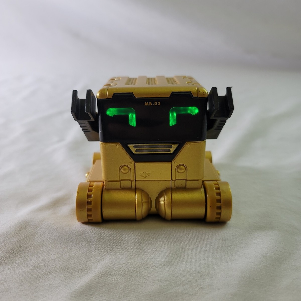 Mibro Really Rad Robots Gold 03 Robot (No Remote) Working