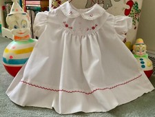 VTG LITTLE GIRLS UNBRANDED DRESS WHITE W/RED TRIM EMBROIDERED YOKE SHORT SLEEVE