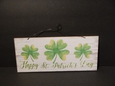 Wood with Metal Hanger St. Patricks Day Wall Hanging/Happy St. with Shamrocks