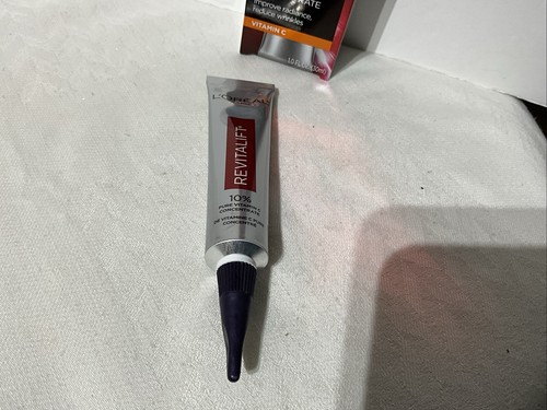 L'Oreal Revitalift Derm Intensives Vitamin C Serum 10 % Konzentrat 1 Unze Neu - Bild 7 von 7