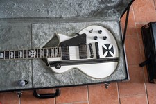 ESP LTD James Hetfield Signature IRON CROSS + ESP CASE, gebaucht - Top Zstnd.
