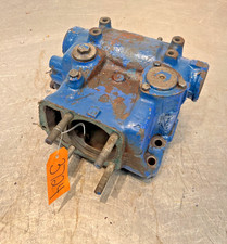 Long 260 Tractor 3pt Rockshaft Housing