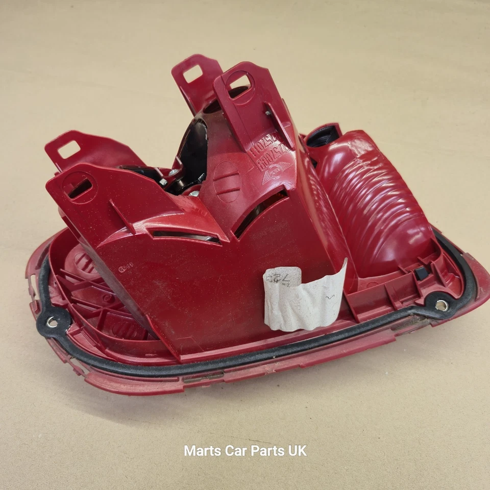 Luz trasera transparente lateral pasajero bmw mini r56 Foto 3 de 4