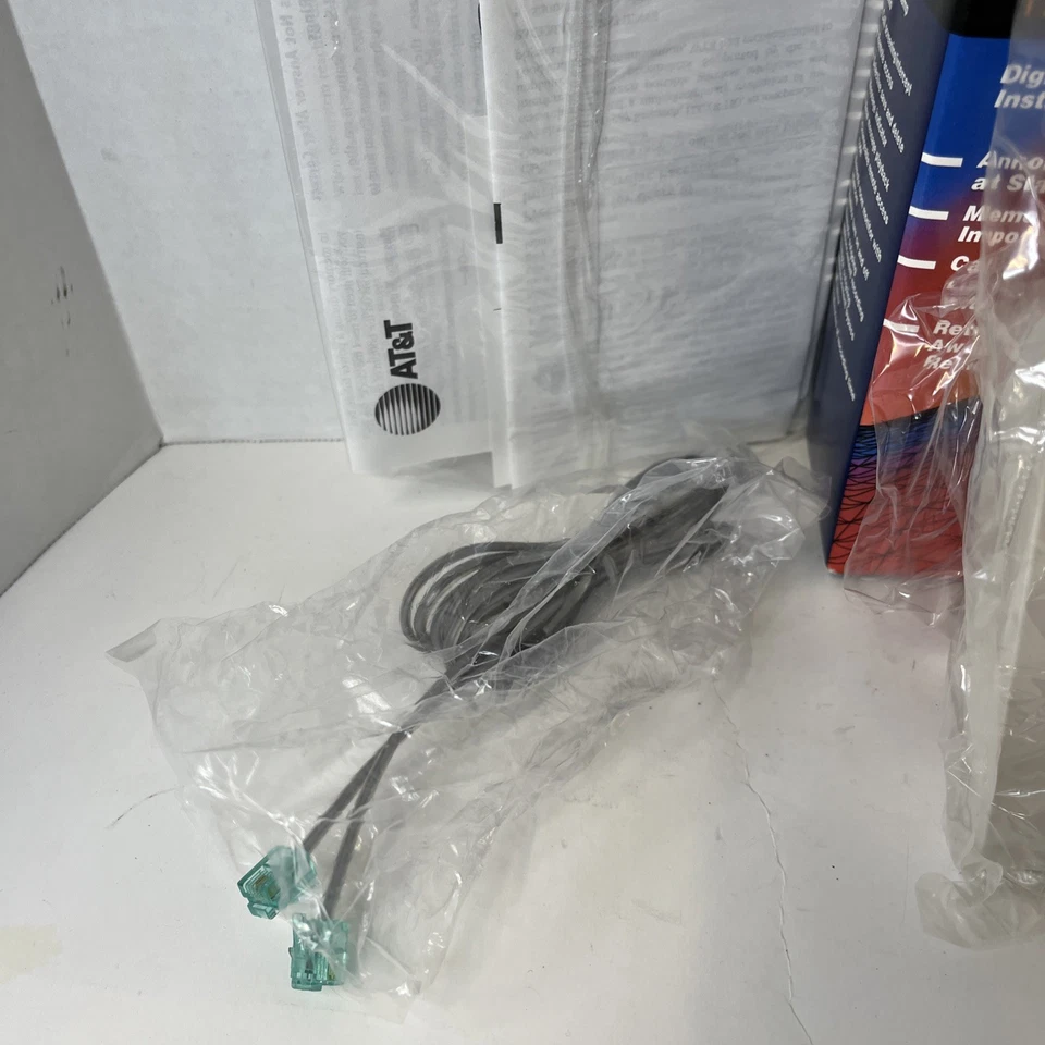 Vintage AT&T 1717 Digitaler Anrufbeantworter mit Uhrzeit/Tag - NOS - Taubengrau - Bild 4 von 4