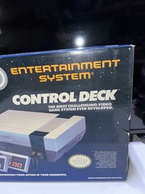 Nintendo Entertainment System Control Deck NES Console In Box