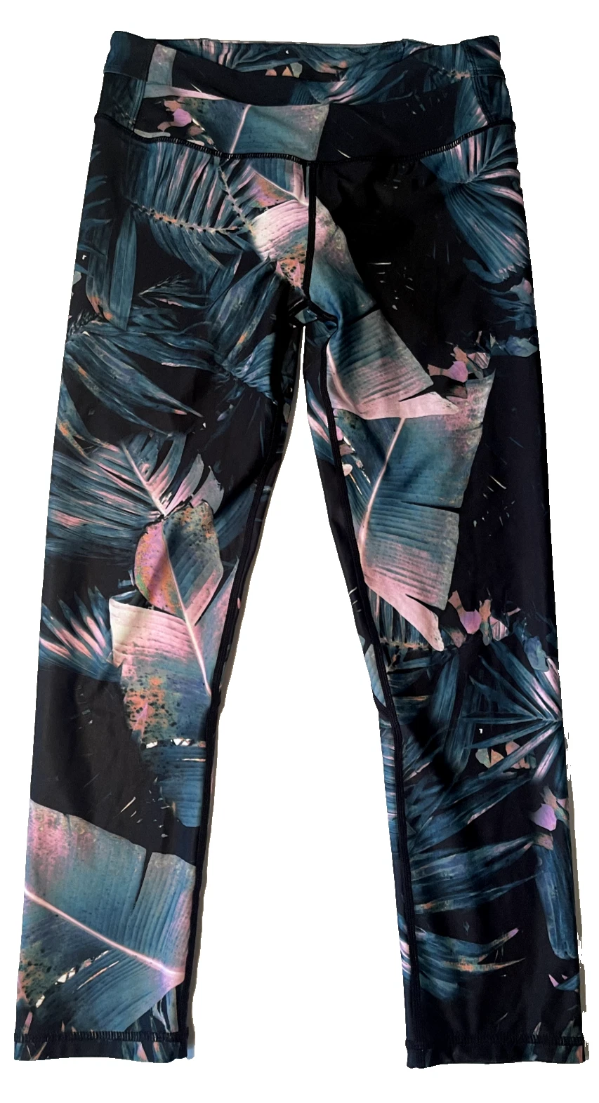 fabletics gia powerlite crop capri pockets leggings