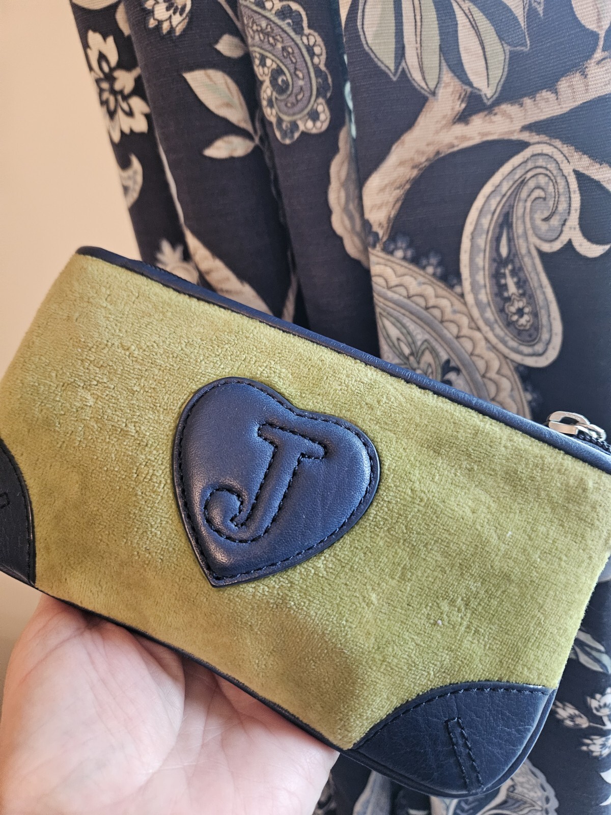 Juicy Couture I Love Green Blue Velour Leather Zippered Wristlet Bag Purse Y2K image 8