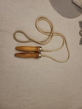 Vtg Wooden Handle Jump Rope 6 in Handle 102 in Rope VGC Made In USA Condition 9