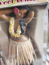 DASHBOARD HULA DOLL "Sweet Leilani" New In Box, KC Hawaii 2003 RETRO
