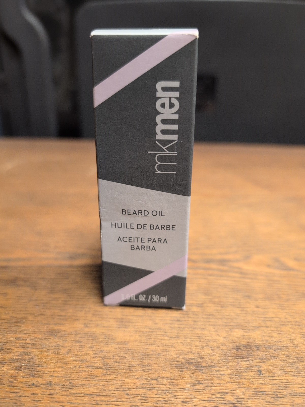 New In Box Mary Kay Beard Oil Mk Men full Size 1 fl oz