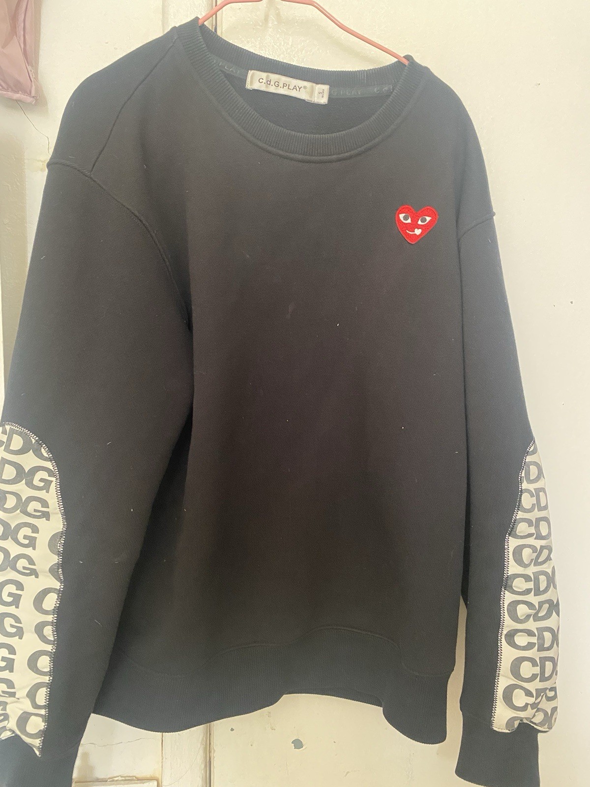 Picture 1 of 2