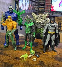 DC Universe Mixed Lot 5 Figures Batman Lantern Aquaman Doomsday Darkseid loose
