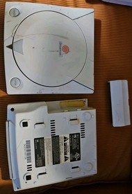 (2) Sega Dreamcast Console - Empty Shells - (parts) Lot Of 2 