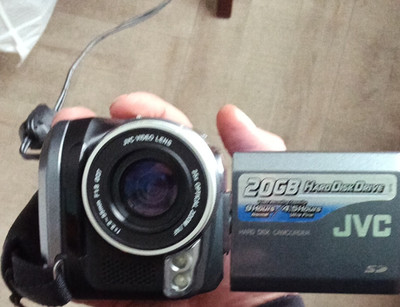 JVC Everio GZ-MG130 20GB HDD/SD Handheld Camcorder 35x Zoom 2.7'' LCD