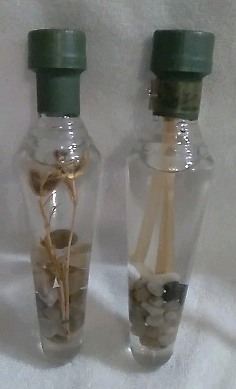 (2) Bottles Shonfeld's Green Tea Bath Oil 2.53 oz Sealed. Glass Bottles