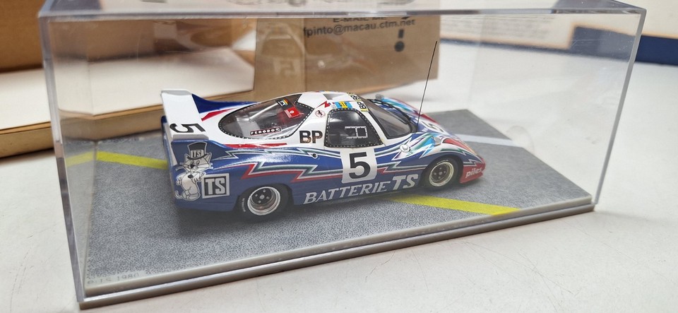 Bizarre SPARK BZ16 Modello Auto Racing LeMans 1976 1:43 Scala Resin ...
