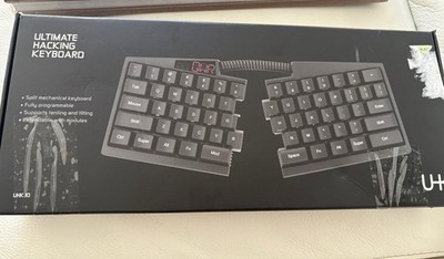 UHK 60 key Ultimate Hacking Keyboard & Key Cluster Module
