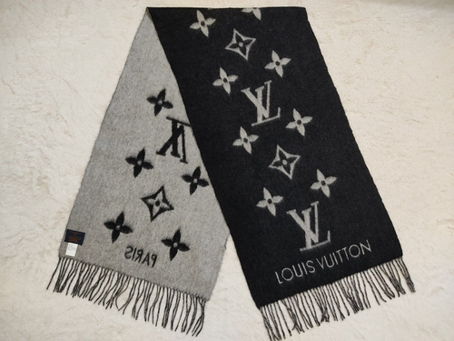 Louis Vuitton Scarf Wrap Stole Black & Gray 100% Cashmere LV Monogram Reversible - Picture 2 of 9