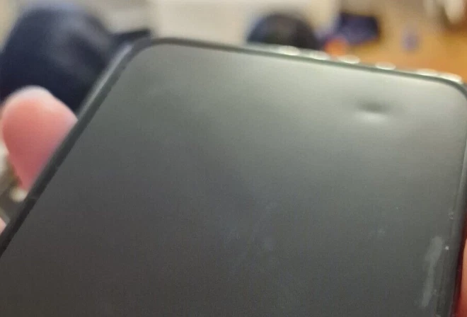 SAMSUNG GALAXY Z FLIP5 5G, 256/512GB UNLOCKED SMARTPHONE - FAIR CONDITION - Image 2 of 3