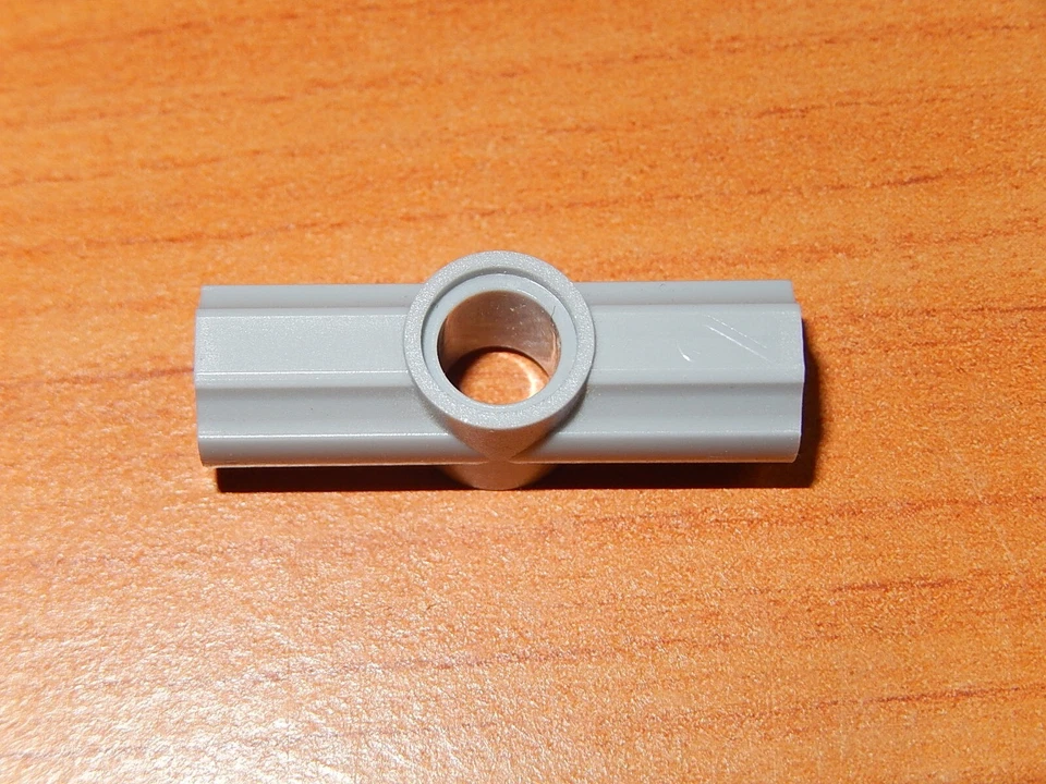 lego 8943 - 4211567 Gris Bleuté Clair Technic, Connecteur d’axe coudé - Photo 1/1