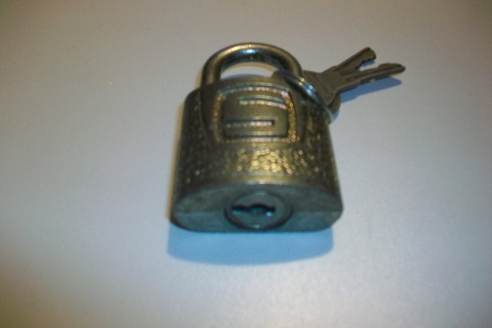 Vintage slaymaker padlock & keys. eBay